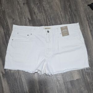 NWT Madewell White Denim Cutoff Shorts Size 33